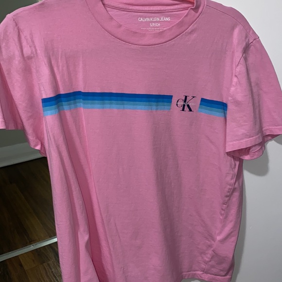 Calvin Klein T Shirt - Picture 2 of 2